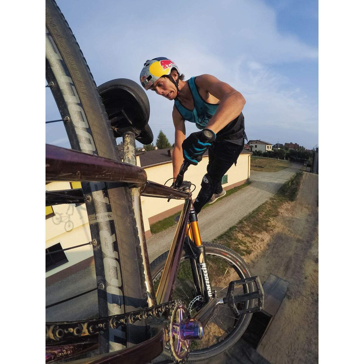 V2H8A4339CEFBEA002A170D6E636007A6D5R7555554P10